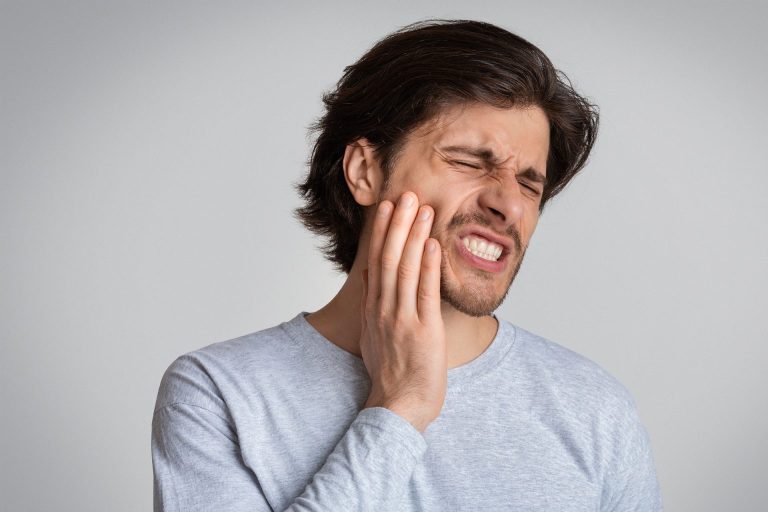 Dentista aperto oggi? Cerchi dentisti aperti di Sabato o Domenica per un urgenza o perché non hai tempo durante la settimana?