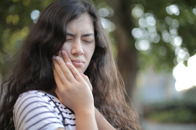 Mal di denti: cause, sintomi e rimedi